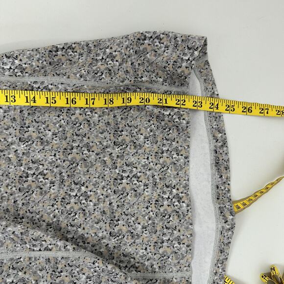 Lululemon Tank Top Womens 6 Gray Built in Bra Pull Over Racer Back - Picture 11 of 13